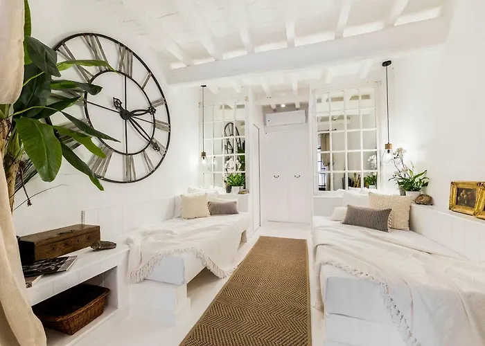 Trastevere Gem Cozy Light-filled Retreat Rom
