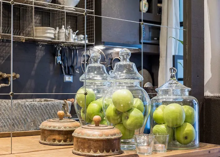 Apartment Trastevere Gem Cozy Light-filled Retreat Rom